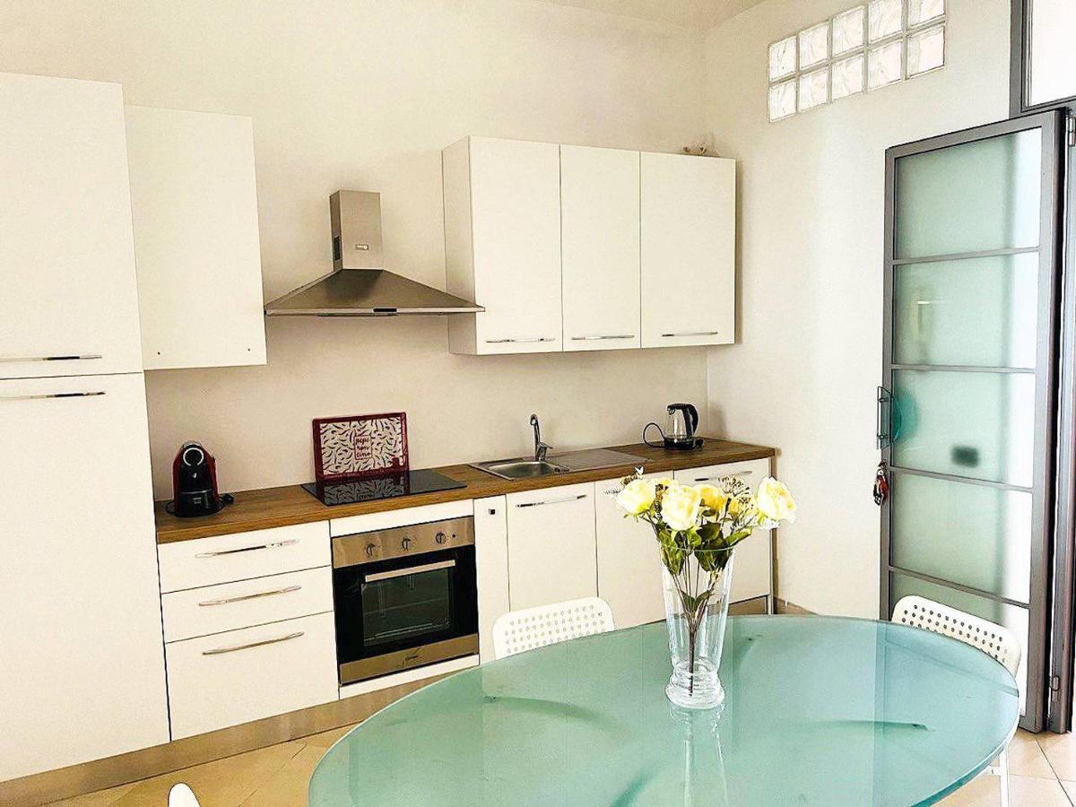 Regina Del Mare Holiday Apartments Тиррения Экстерьер фото