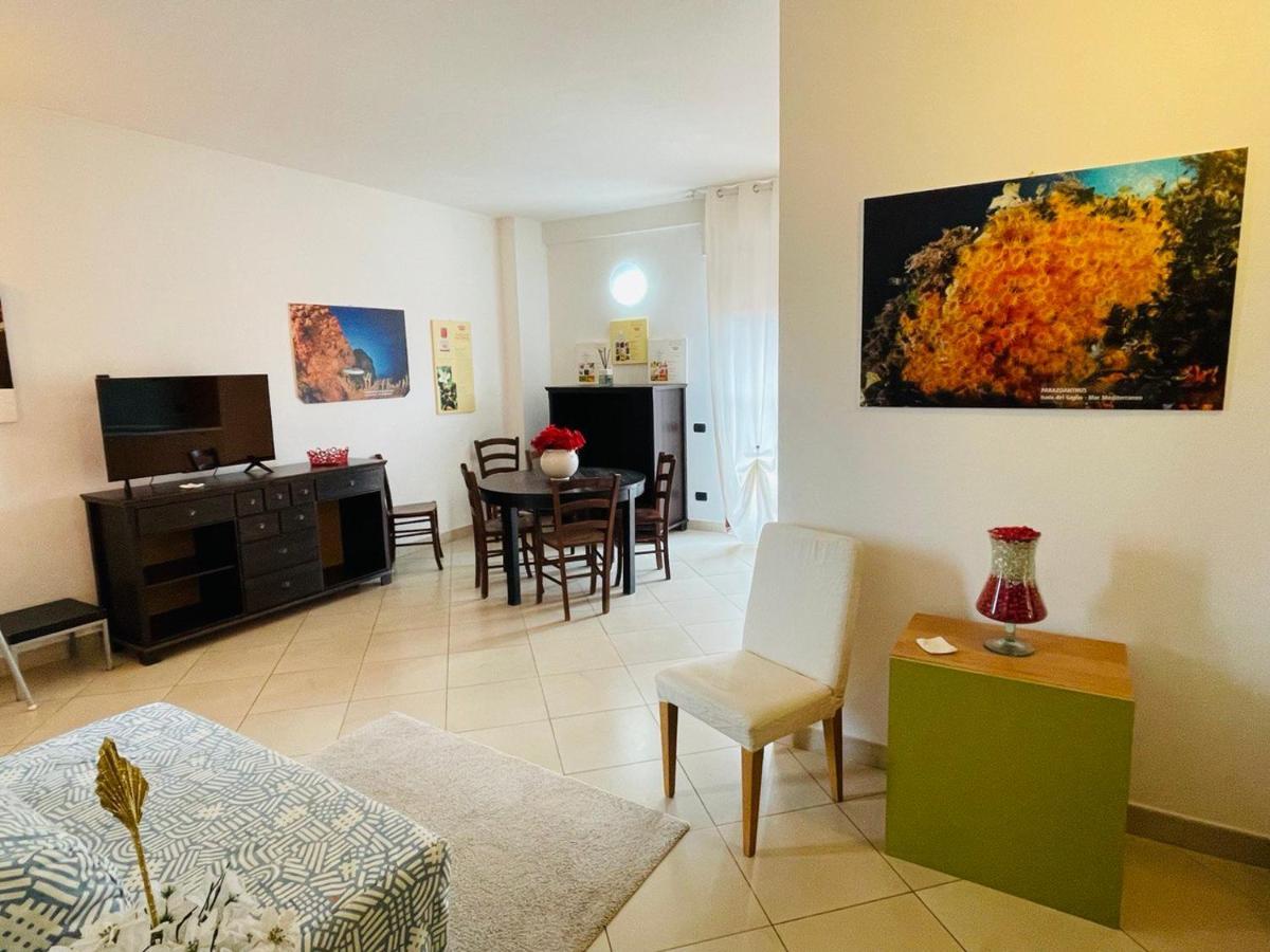 Regina Del Mare Holiday Apartments Тиррения Экстерьер фото