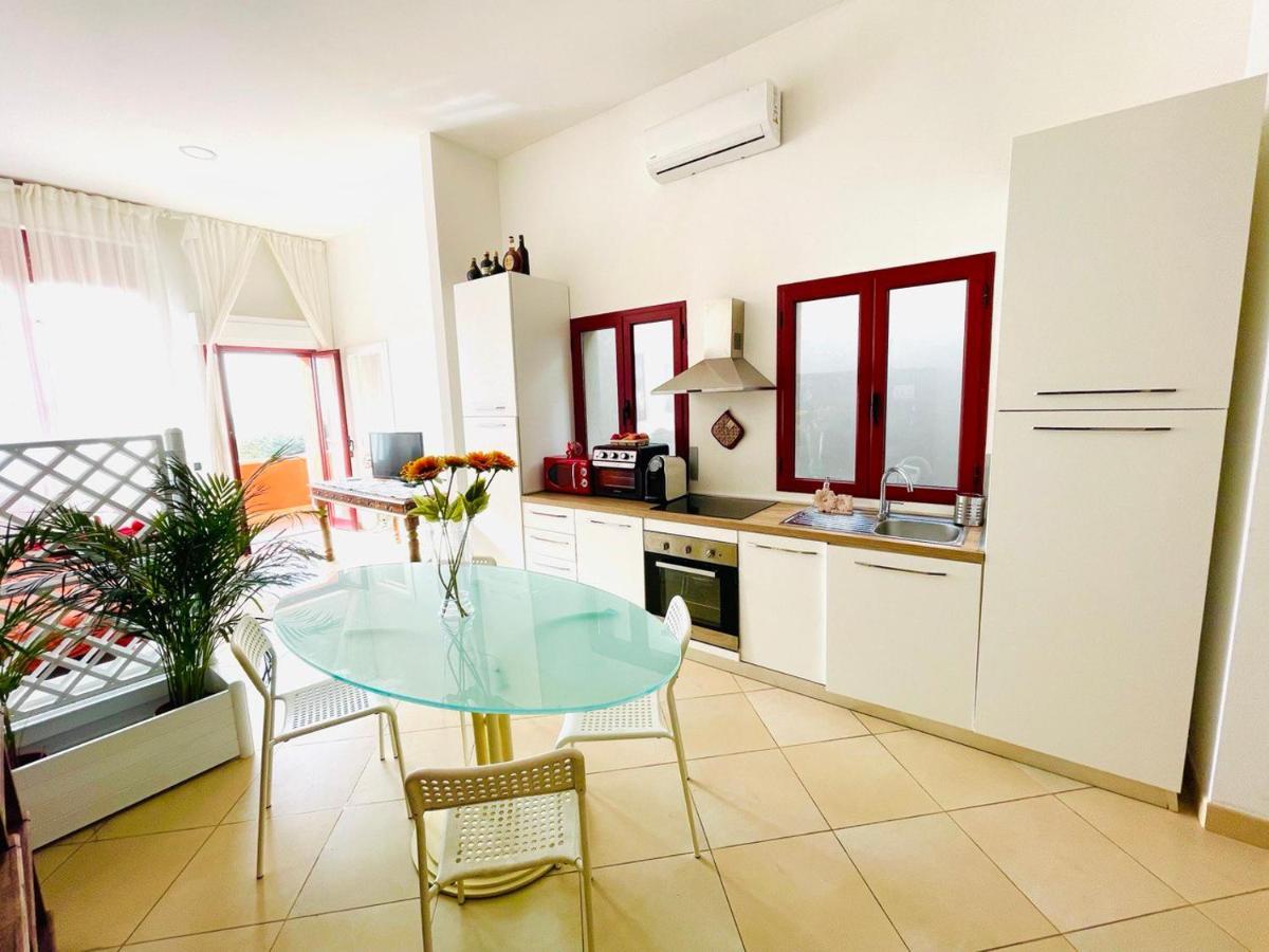 Regina Del Mare Holiday Apartments Тиррения Экстерьер фото